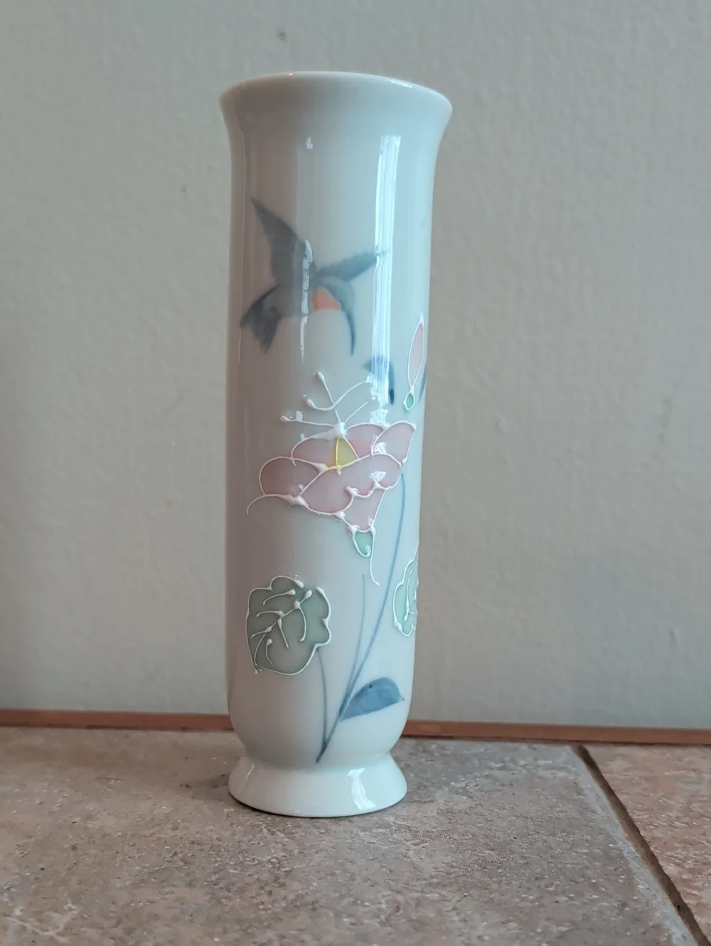 Otagiri Porcelain Hummingbird Floral Bud Vase